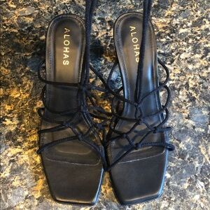 ALOHAS Elegant Black Strappy Heels